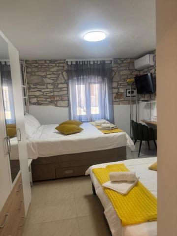 Apartments Eni & Dani بولا المظهر الخارجي الصورة